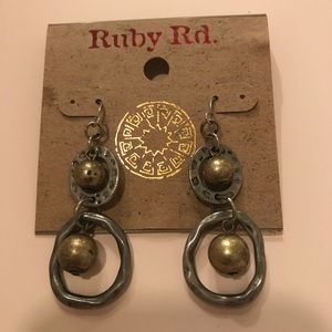 Dangle earrings
